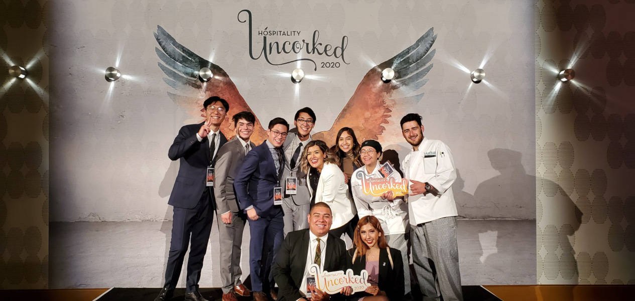 Foods and Beverage club at uncorked event