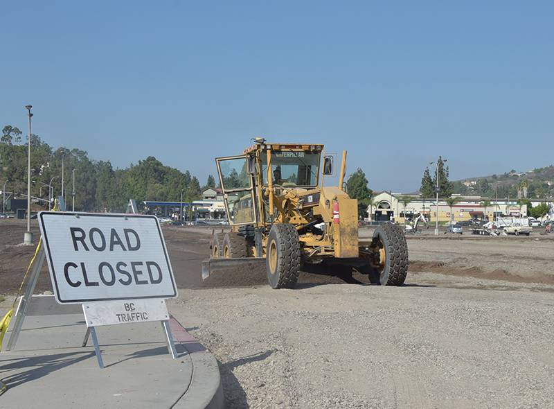 road closed construction sign