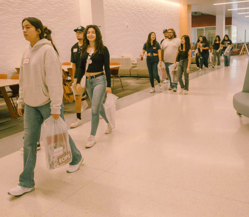 Students walk on tour