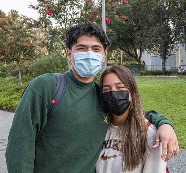 Students with masks 