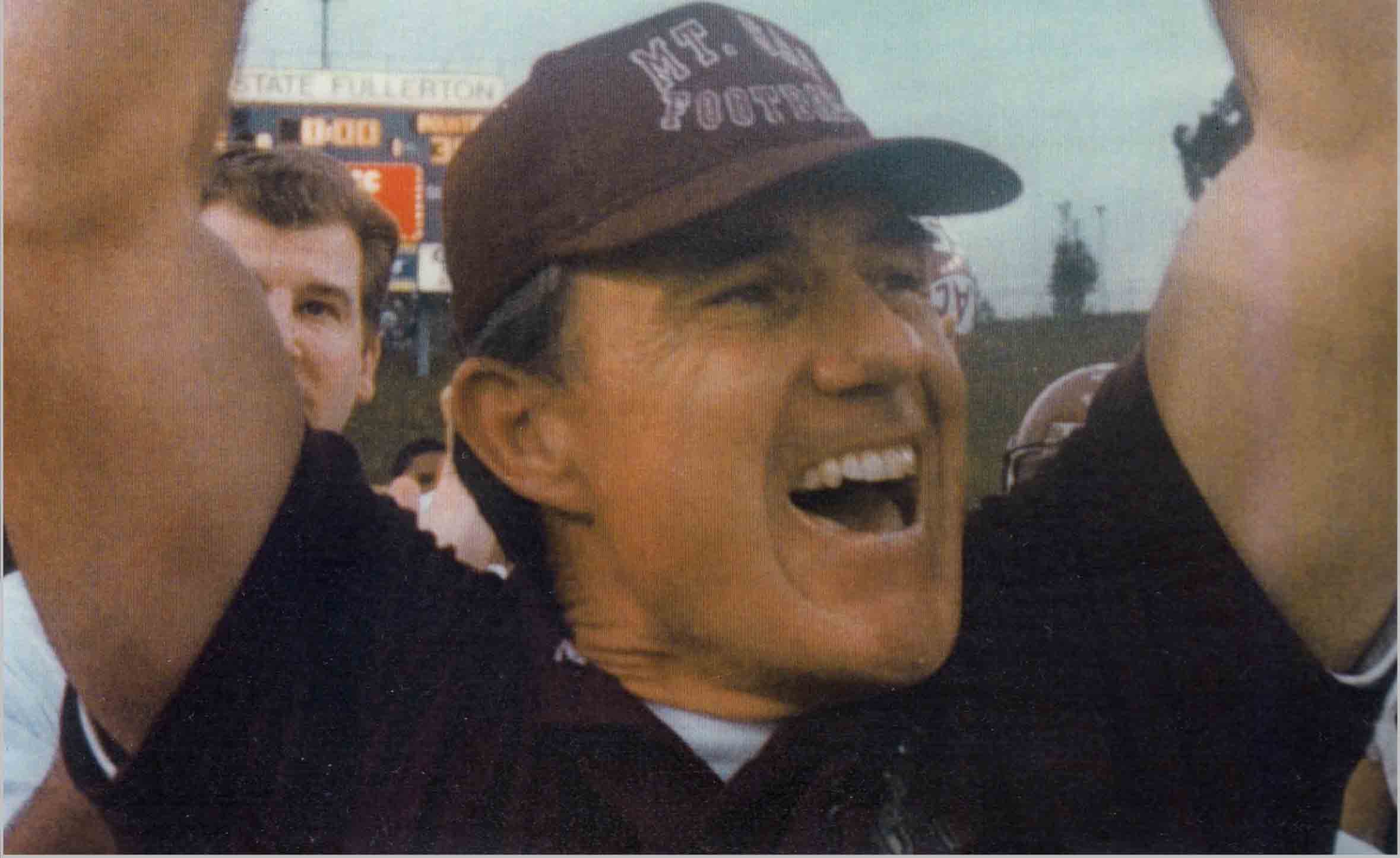 Bill Fisk with trophy