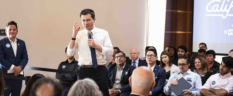 Pete Buttigieg speaks to audience