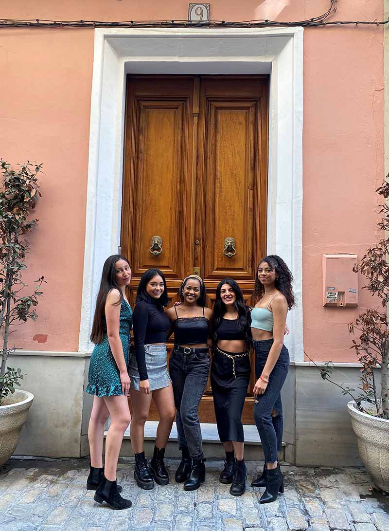 Myranda Ruiz (2nd from L) with friends in Seville