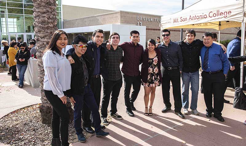 Students before the ceremony