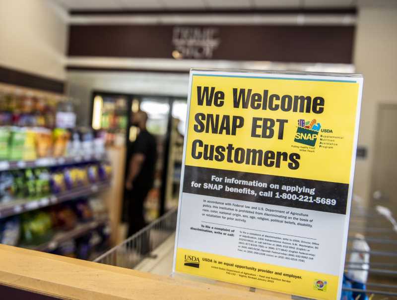 Sign says "We Welcome SNAP EBT Customers"