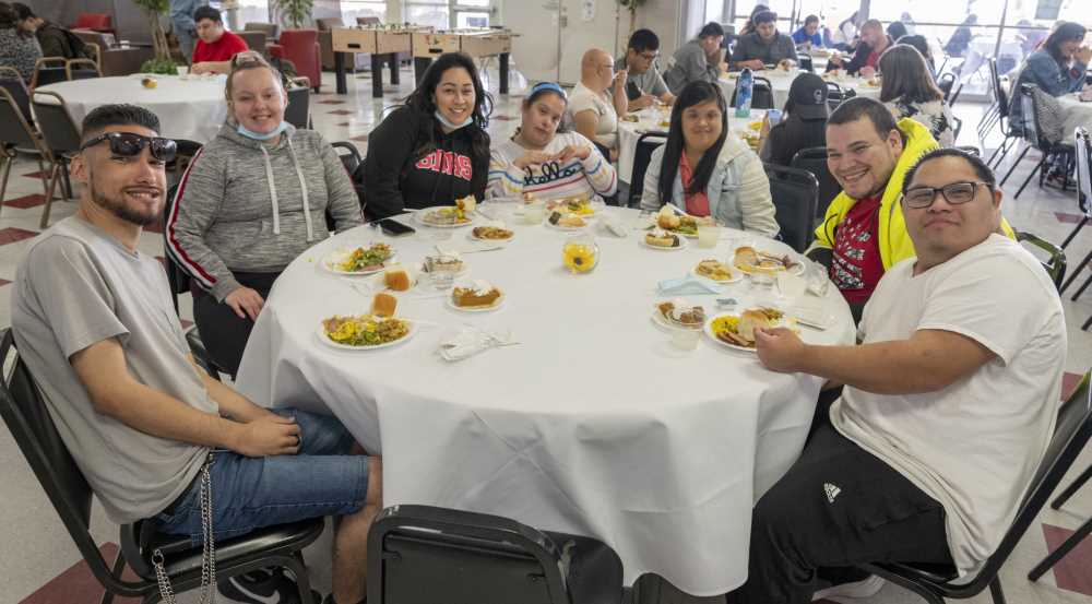 Students eat their holiday lunch