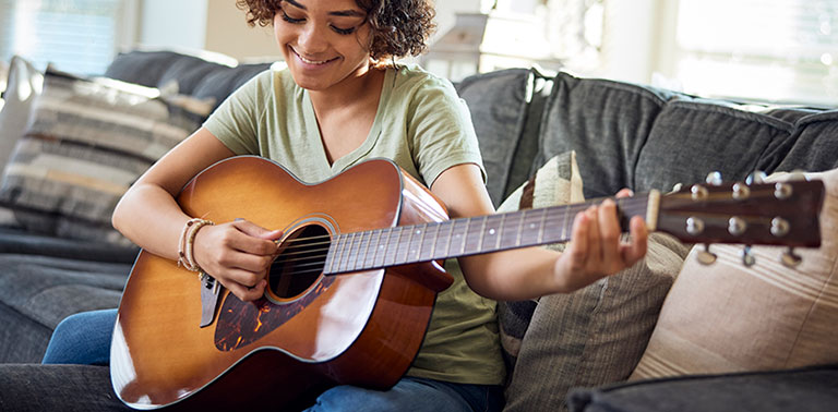 Online summer Guitar Class Open